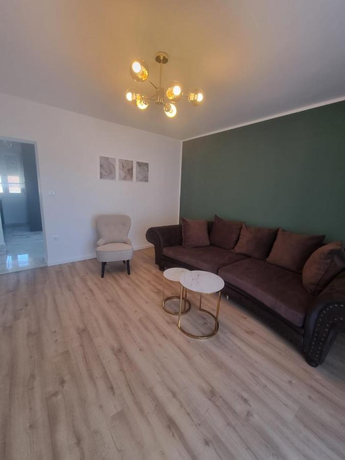 Apartment With View On City Marine 자다르 외부 사진