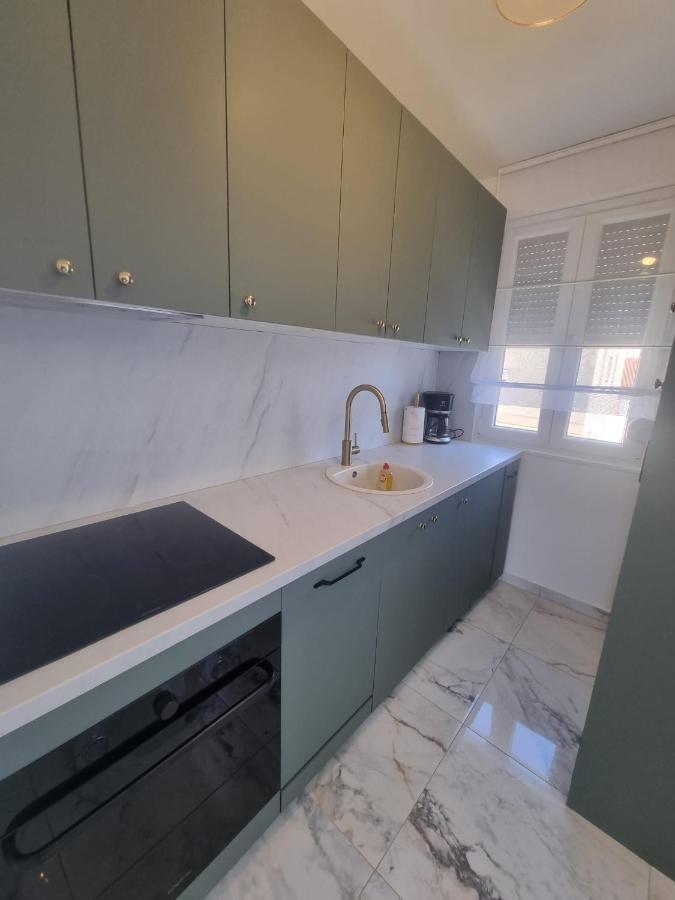 Apartment With View On City Marine 자다르 외부 사진
