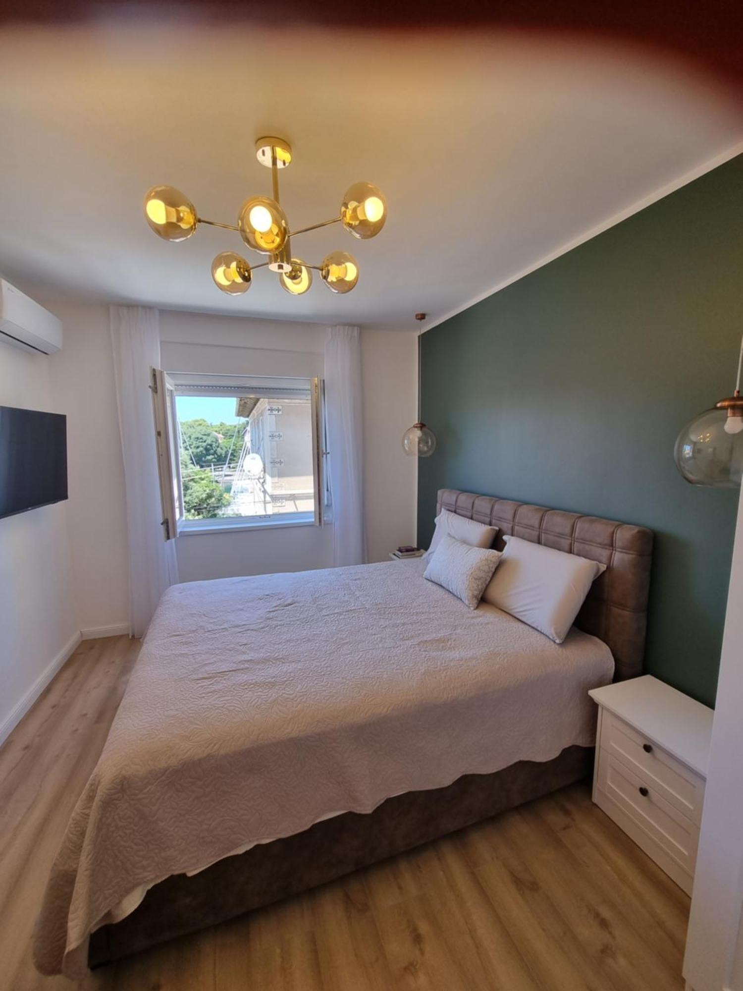 Apartment With View On City Marine 자다르 외부 사진